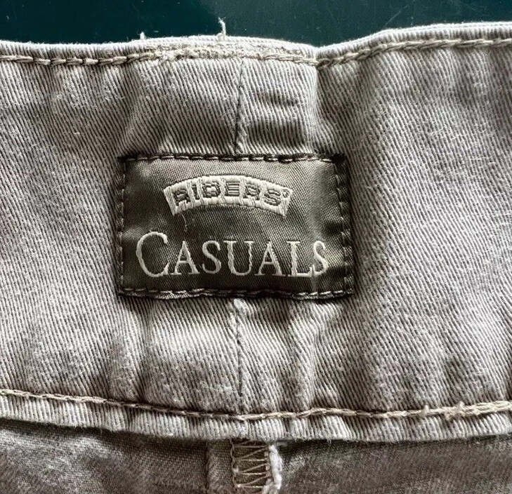 Pantalones Cortos Riders Informales Para Mujer 18M Medianos Color Caqui Tostado Cintura Ajustable Foto 4 de 4