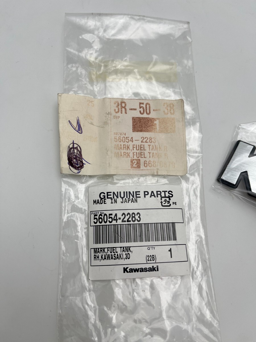 Kawasaki Z 900 RS Tank Emblem Rechts Z900RS #27481 | eBay