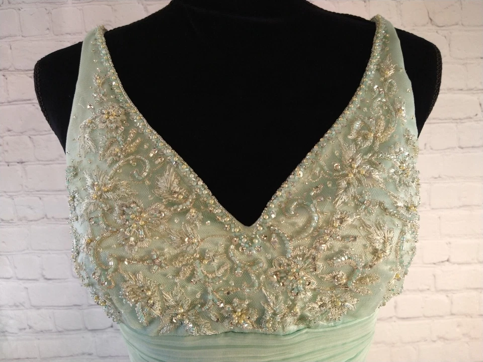 Красивый ALYCE новом зеленый слоистый полная длина бальное платье / тюль стразы - размер 6 - Изображение 2 из 4