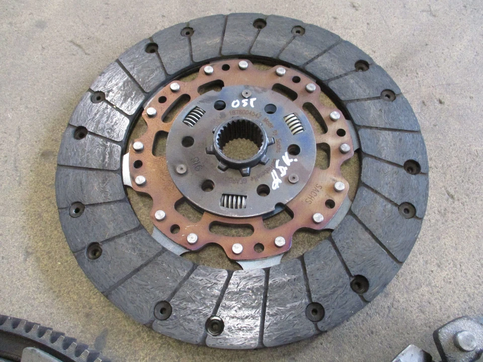 ZMS Schwungscheibe VW Tiguan 5N Schwungrad Kupplung SACHS 1878004542 3082001034 - Bild 2 von 4