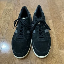 Gola Stadia Suede Black/Gray Mens Size 10 Lifestyle Sneakers Shoes CMA019