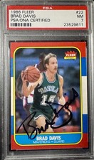 1986 Fleer Basketball #22 BRAD DAVIS Signed RC Mavericks PSA 7 NM DNA AUTO