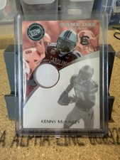 2009 Press Pass Signature Edition Game Day Gear Kenny McKinley #GDG-KM (MEM, RC)