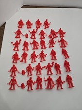 Vintage Plastic Firefighter Figures Lot of 33 Figures crafter, models pre-owned