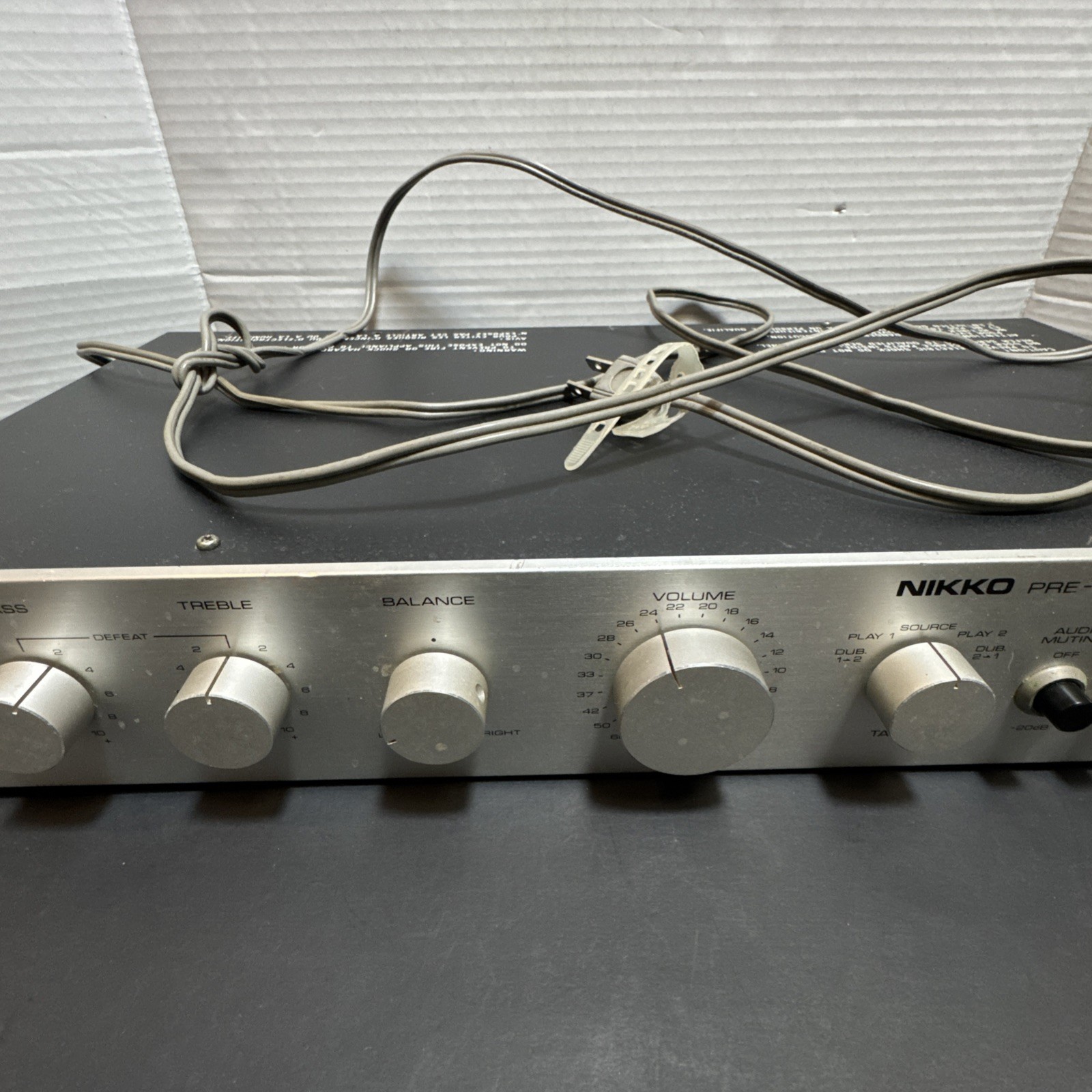 NIKKO Beta II Stereo Pre-Amplifier Vintage Silver Japan Phono Powers On