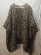 Women's Shawl Wrap Poncho Ruana Cape Open Front Sweater Cardigan Fall No Tags 