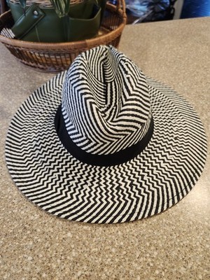 SCOOP Straw Fedora Hat Black & White Chevron Zig Zag Wide Brim Summer Beach EUC
