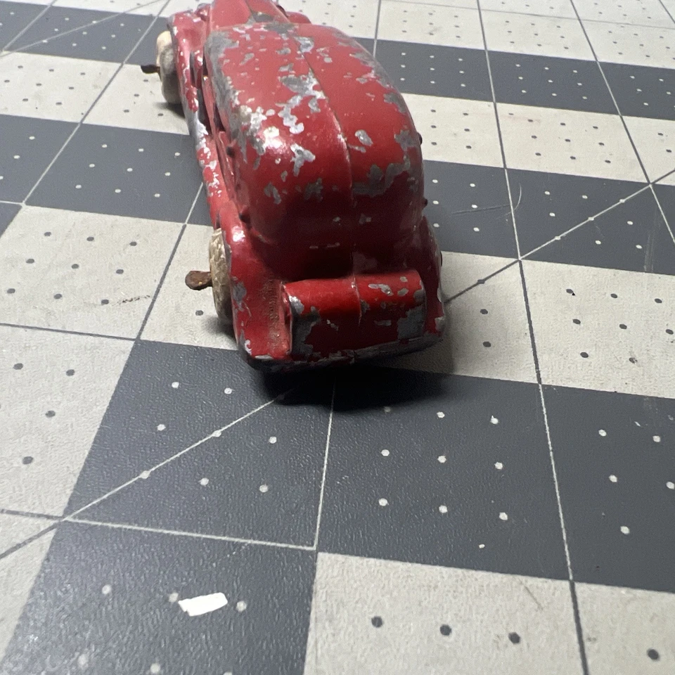 SEDÁN BARCLAY LEAD SLUSH VINTAGE CON (5) NEUMÁTICOS BLANCOS NUEVOS Foto 4 de 4