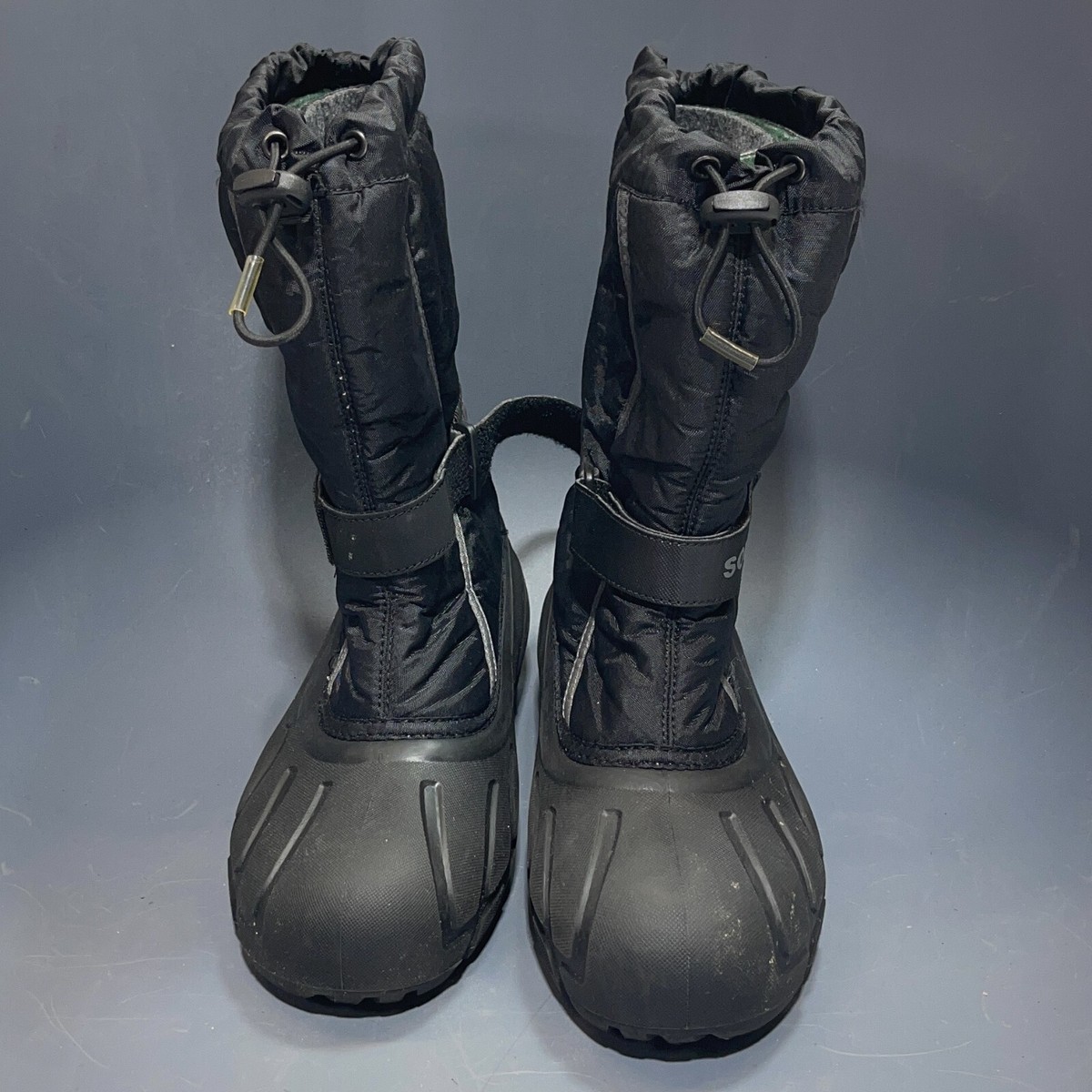 Sorel 12” Flurry Weather Snow Boots. Black and Royal. Sz. 7 Sorel Flurry Winter Boots - Youth – Arlberg Ski & Surf main image 3
