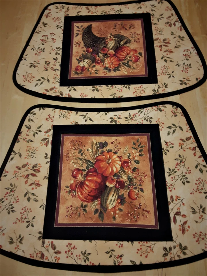 Wedge placemats, Round table design, 100% cotton, ScotchGard available, Handmade - Image 3 of 4