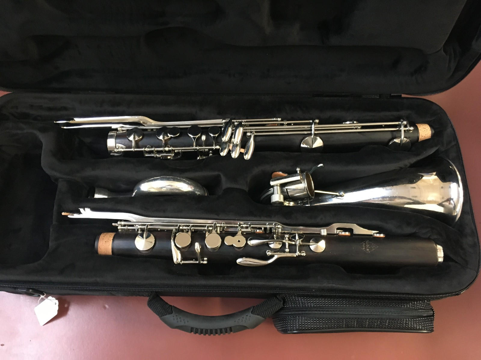 Xtra Clean French LeBlanc / Noblet bass clarinet, no crax/all  new pads/perfect!