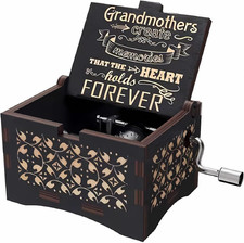 Gifts for Grandma/Grandmother Music Box Personalize Engraved Gifts for Christmas