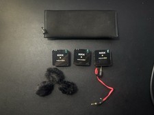 R DE Wireless GO II Dual Channel Microphone System w/ Cables, Muffs  Case