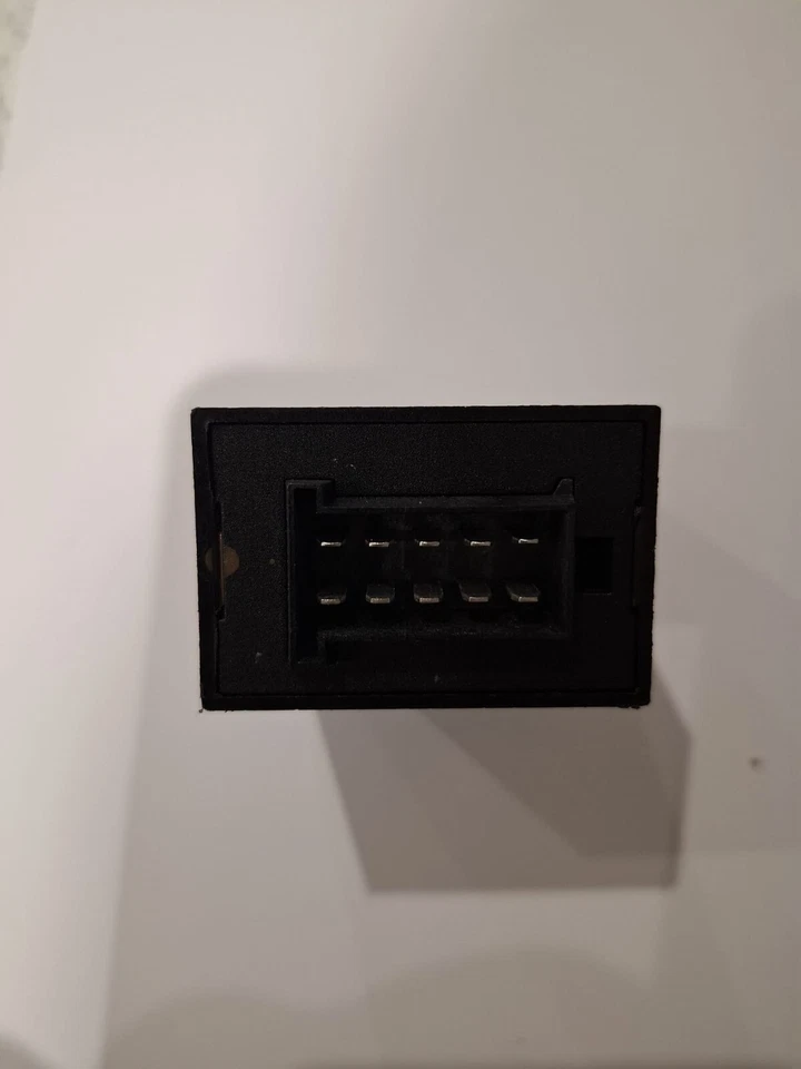 AFC AHK Tow Bar relay 52400006C - Image 2 of 2