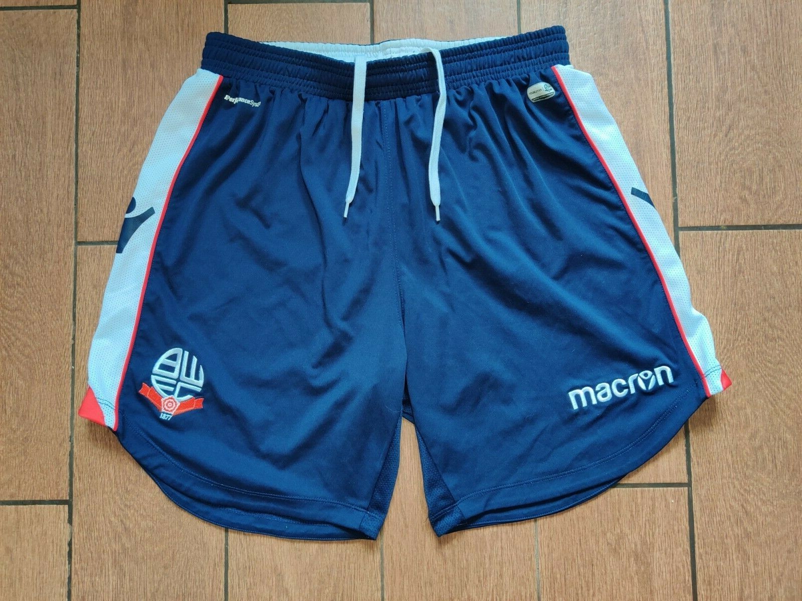 FC Bolton Wanderers 2017/18 Home Macron Jersey Blue Football Shorts for Men-image