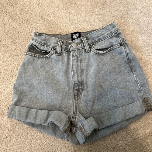 BDG Urban Outfitters Mom Hi Rise Denim Shorts Grey Size 25 - Picture 2 of 7