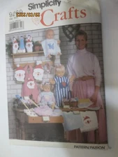 Uncut Simplicity 9269 Pattern Christmas Bib Detergent Bottle Cover Whisk Broom