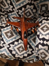 HAND MADE GENERAL DYNAMICS F-16 FIGHTING FALCON JET WOOD DESKTOP MODEL