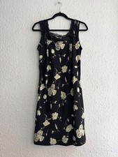 Vintage Women’s Scarlett Black Floral Squareneck Sleeveless Lace Trim Dress
