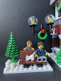 LEGO Creator Expert Winter  Toy Shop #10249 (Retired) COMPLETE