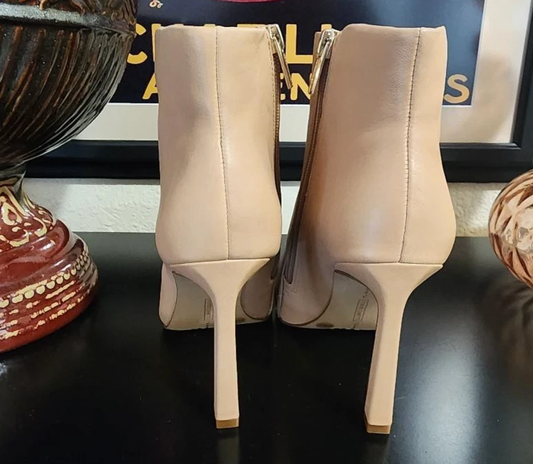 Botines VINCE CAMUTO Taileen BEIGE Cuero Puntera Cuadrada 6.5M Nuevos sin Caja Foto 4 de 4