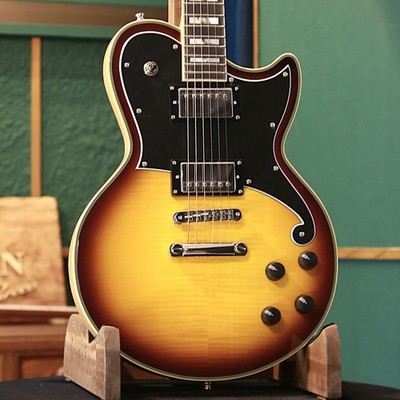 Deluxe Atlantic Vintage Sunburst Top Natural Back And Sides By D'Angelico Safe d