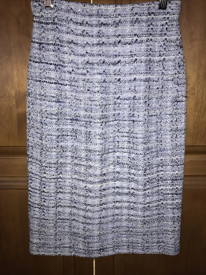 Falda St John Knits, talla 2, COMO NUEVA❣️ Foto 2 de 2