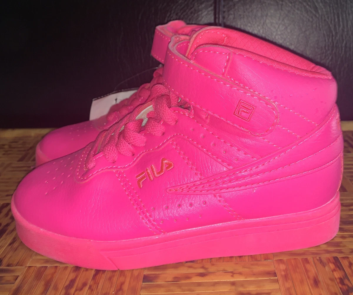 Fila pink 2024 high tops
