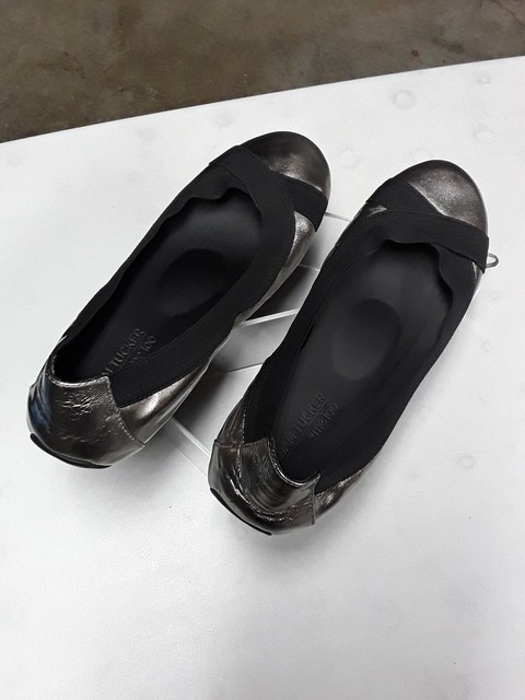 adam tucker ballet flats