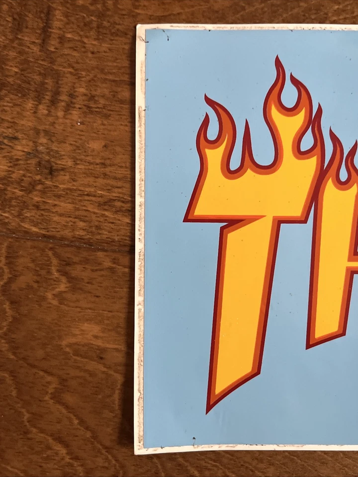 "Revista de skateboard vintage años 90 TRASHER FLAMES 🔥 11"" calcomanía pegatina SANTA CRUZ" Foto 3 de 4