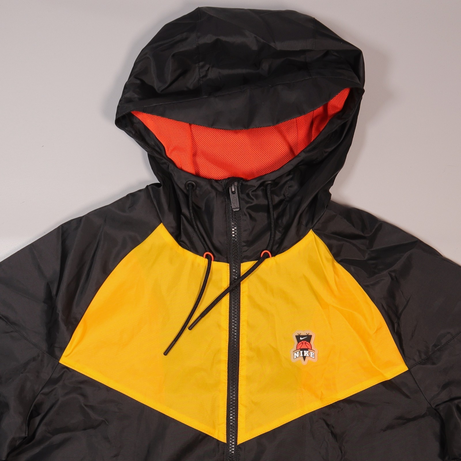 SACAI X NIKE Giacca a vento Nike Basketball Frenzy Skull Zip Track DR9789 uomo media