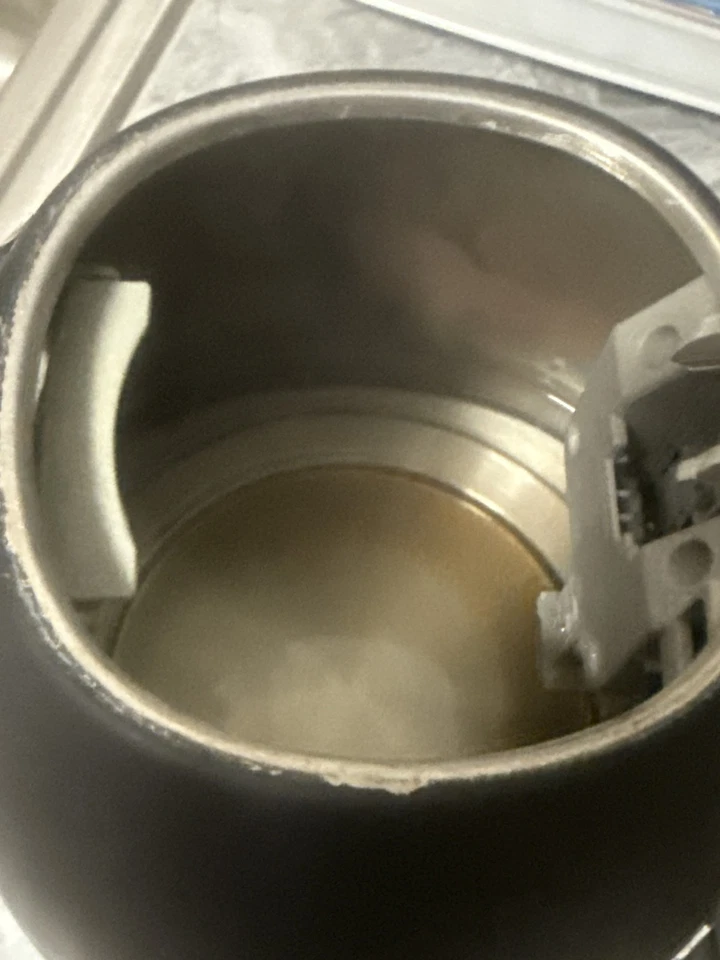 SMEG KLF03BLUS 50s Retro Kettle Auto Shutoff Black - Image 4 of 4