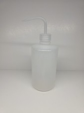 1 Pc Lab Squeeze Bottle, Plastic Round Wash Bottle 500ml