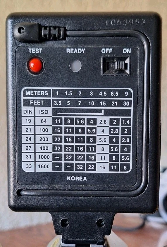 Vivitar Auto 2000 Electronic Flash Shoe Mount Tested & Works (video) 1053953 - Image 3 of 4