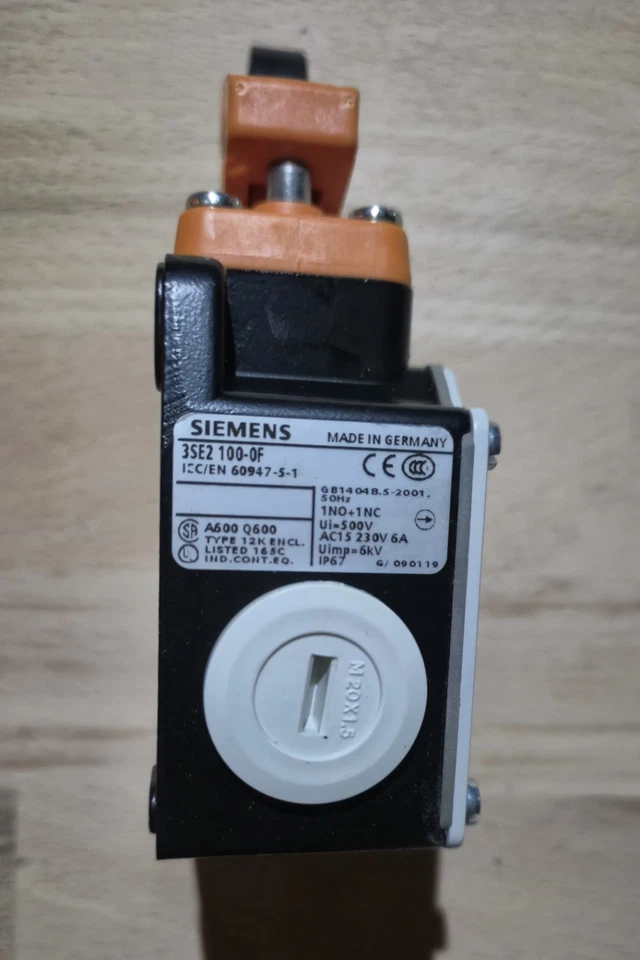 Siemens 3SE2 100-0F Positionsschalter - Bild 3 von 4