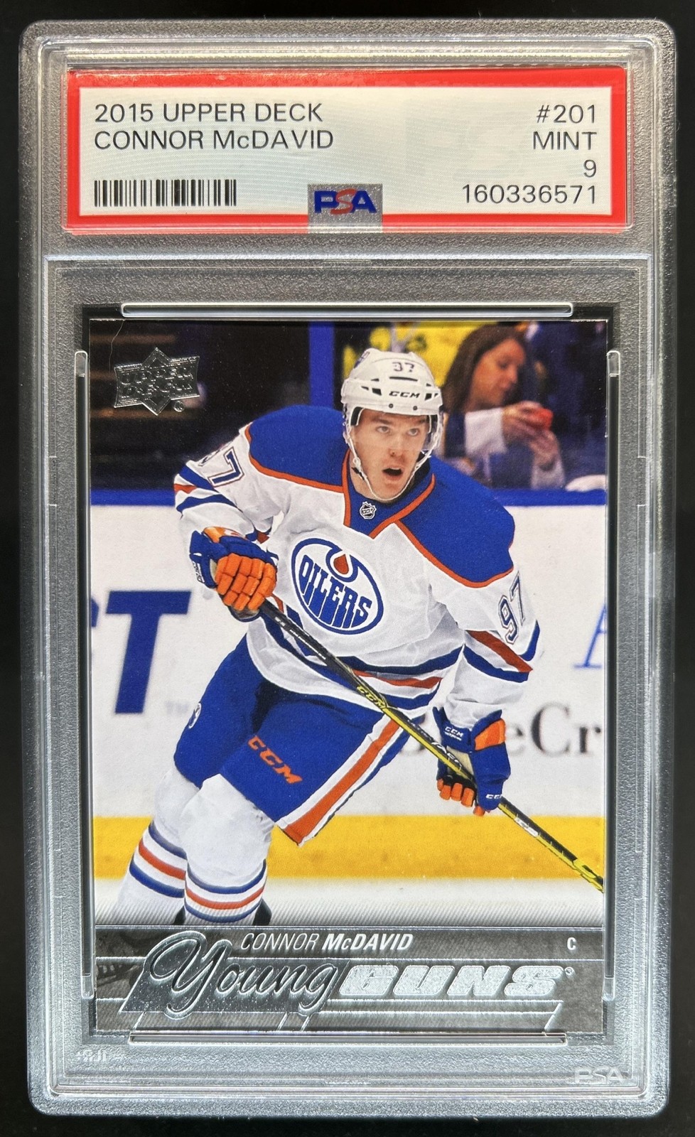 2015-16 Upper Deck Connor McDavid Rookie Young Guns RC #201 Oilers PSA 9