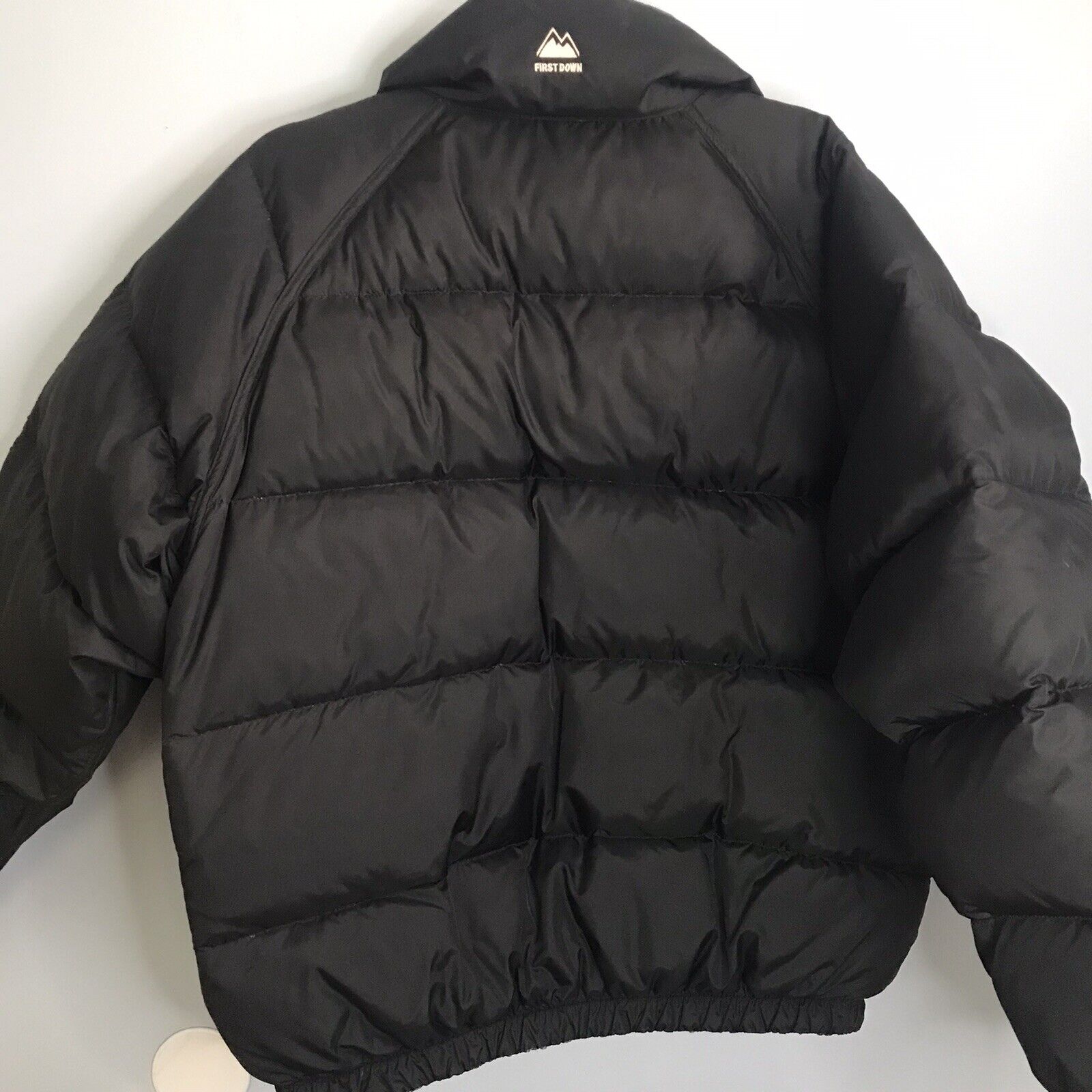 Vintage First Down Reversible Winter Puffer Jacket Coat Black 