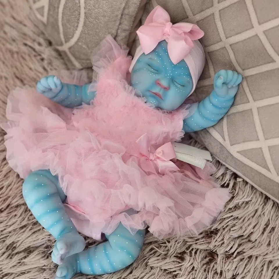 Bambola Reborn Avatar Realistica Baby da 50cm fatta a Mano Silicone Morbido Fluo - Immagine 4 di 4