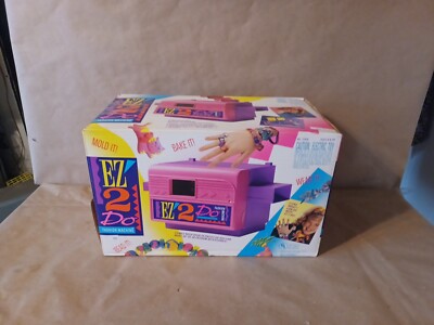 1992 Kenner EZ 2 Do Fashion Machine With Original Box, Instructions And Most...