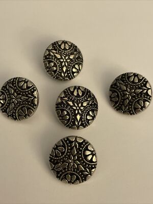 Set Of 5 Plastic Silver Tone Buttons 3/4  Floral Imprint