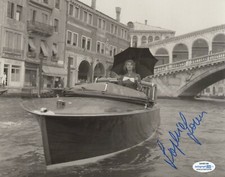 Sophia Loren Sexy Autographed Signed 8x10 Photo ACOA
