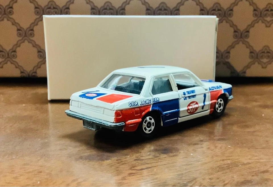 Tomica F23-3-3 BMW 320i - Feria Grupo A - Hecho en Japón Foto 3 de 4