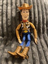 Toy Story Talking Woody Plush Doll With Hat 1...