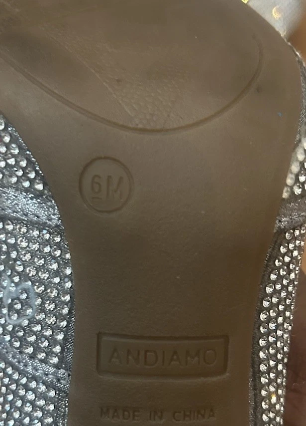 Botas de diamantes de imitación  Foto 3 de 4