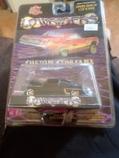 1999 Racing Champions Lowriders 1950 Olds Sedan Issue 6 1:64th Stock 109