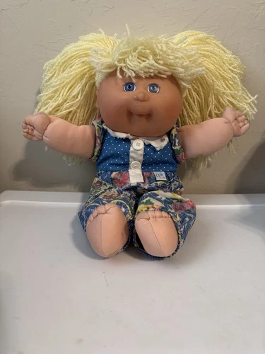 1995 Mattel Cabbage Patch Kid Girl Doll 15” Blonde Yarn Hair With Outfit CPK