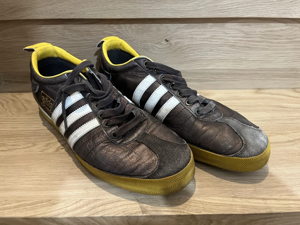 adidas Samba, foto 2 di 4