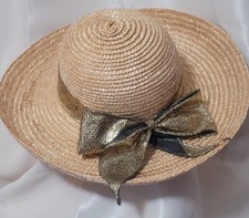 Vintage Straw Ladies Sun Hat With Bow Woman's Pretty Hat Derby / Beach