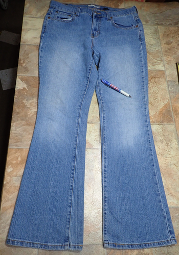 Mixed Lot of 3 Levi's 505 515 Stretchy Denim Blue Jeans Women’s Size 8 (32x29) - Picture 6 of 23