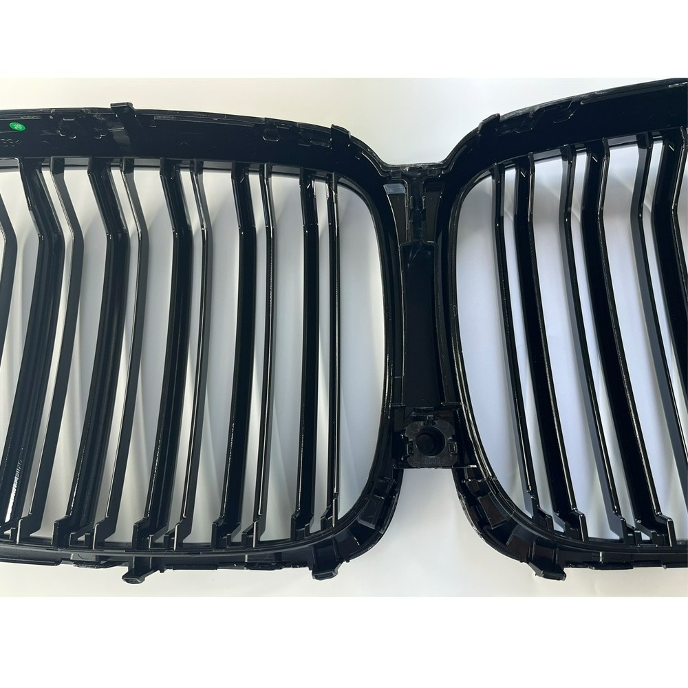 US- Carbon Fiber Grille Front Kidney Grill Double Slats for BMW X5 G05 2019-2022